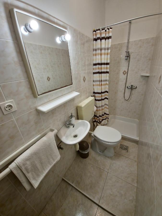 Apartments Cacija Трогир Екстериор снимка